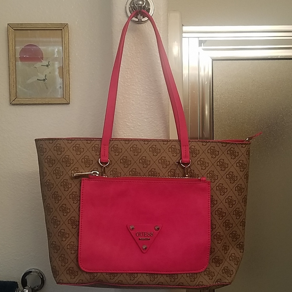 GUESS Signature Tote Bag